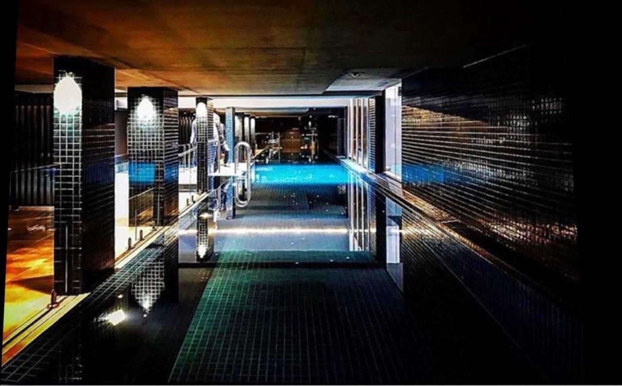 Midnight Luxe 1Br 1Bath Apartment 104 In The Heart Of Braddon Pool Sauna Secure Parking Wine Wifi Canberra Exterior foto
